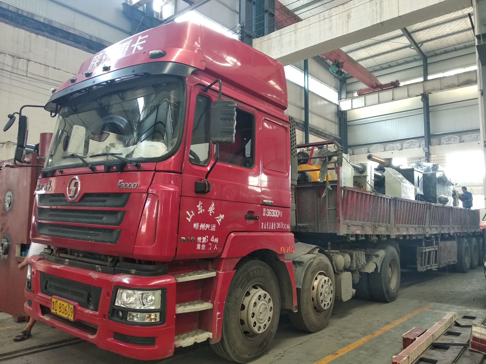 四柱液壓機廠家發貨實物